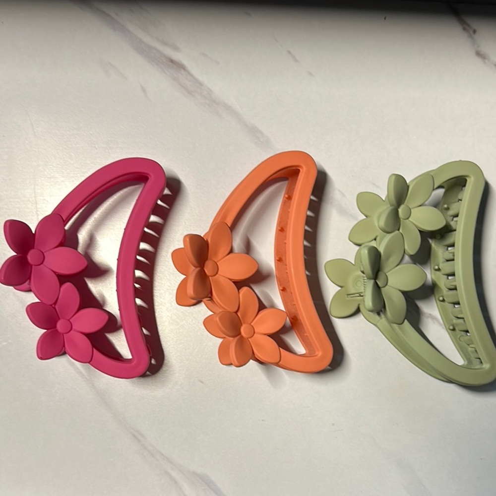 Floral Hair Claw Clip